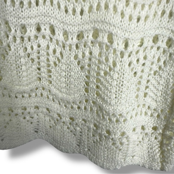 Pointelle Crocheted V Neck Scalloped Hem Tank Sweater, Ivory Cream, Size Large - Picture 8 of 10